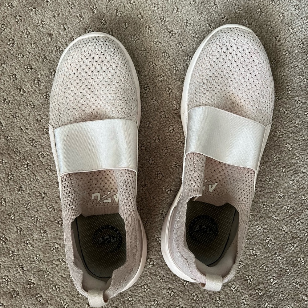 APL slip on running shoes